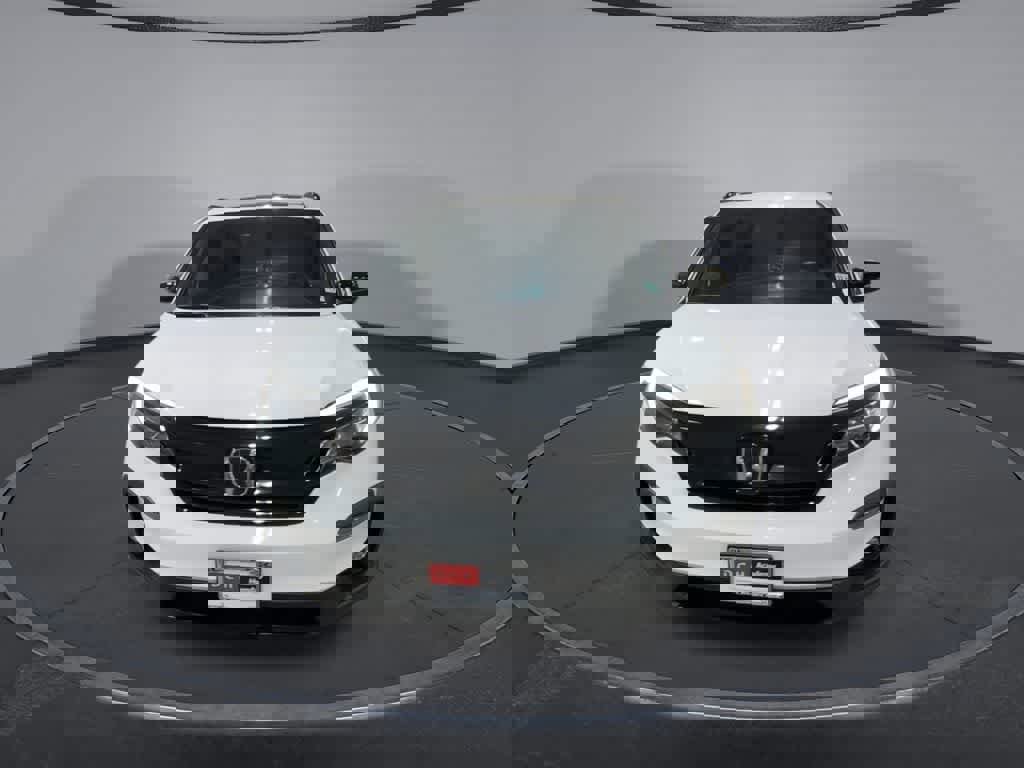 Used 2022 Honda Pilot TrailSport image 3