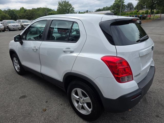 Used 2016 Chevrolet Trax LS AWD/4WD image 7