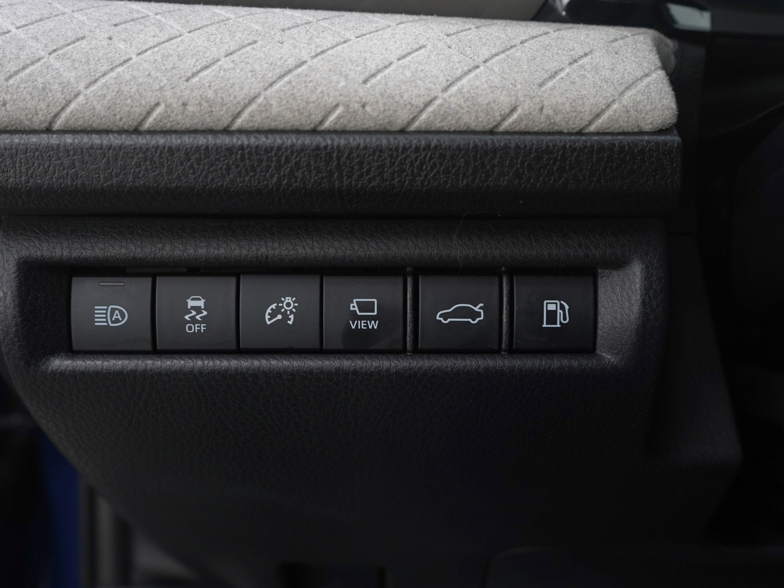 Used 2025 Toyota Camry XLE image 23