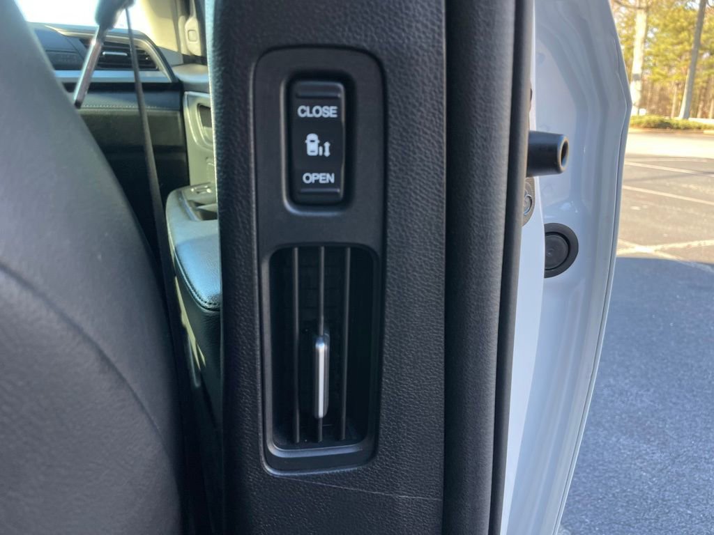 Certified 2025 Honda Odyssey EX-L image 39
