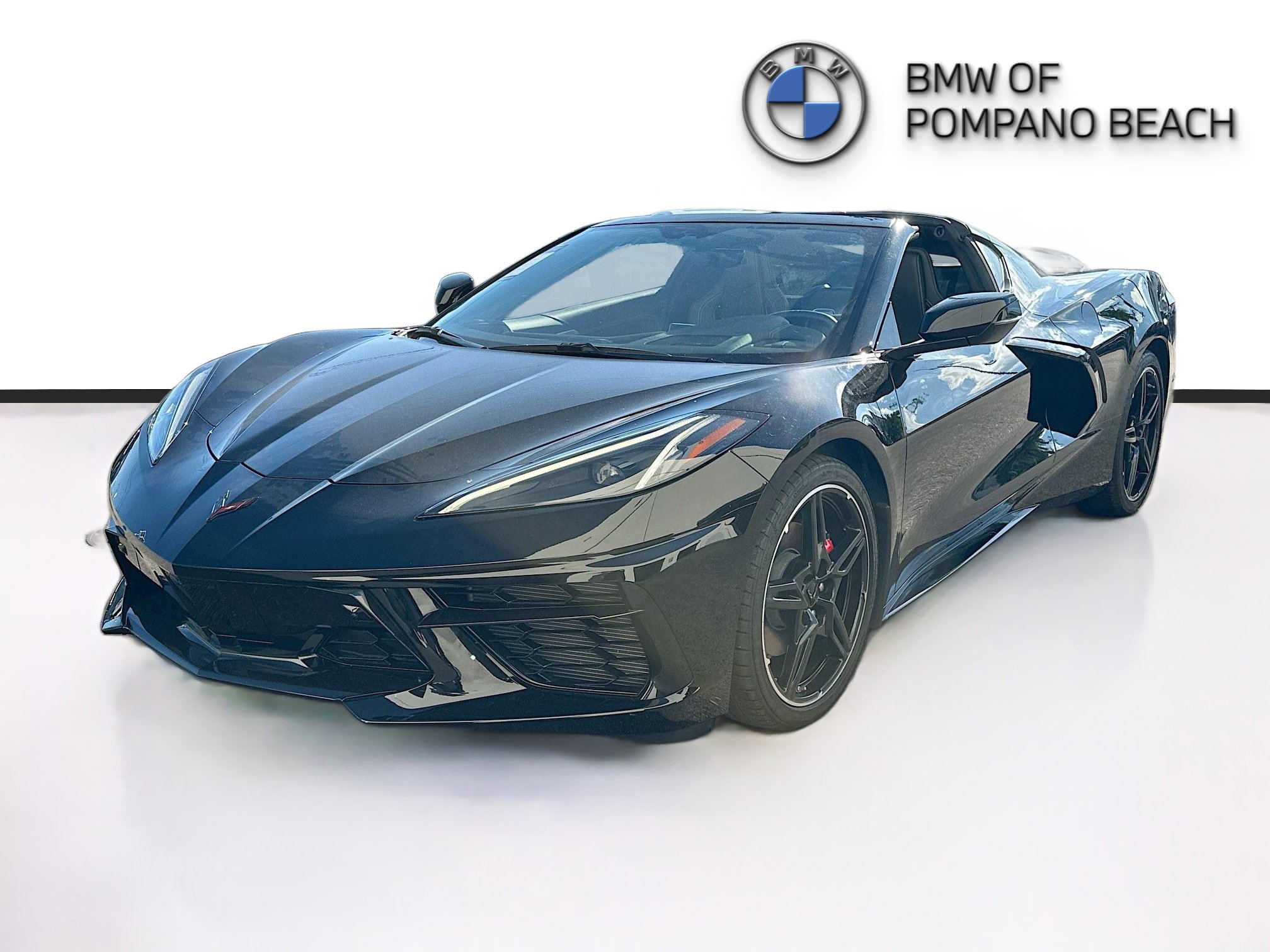 Used 2023 Chevrolet Corvette Stingray Preferred Cpe w/ 2LT image 3