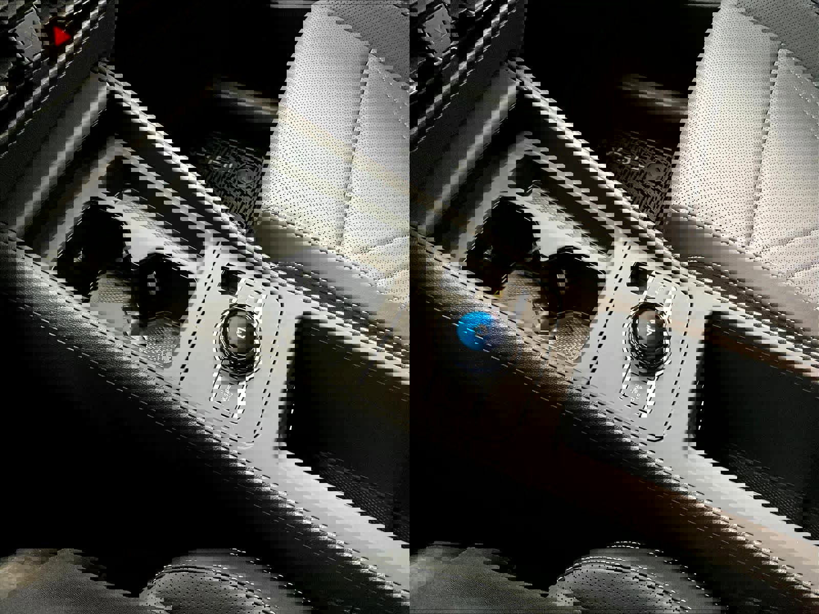 New 2026 Volkswagen Tiguan SE image 10