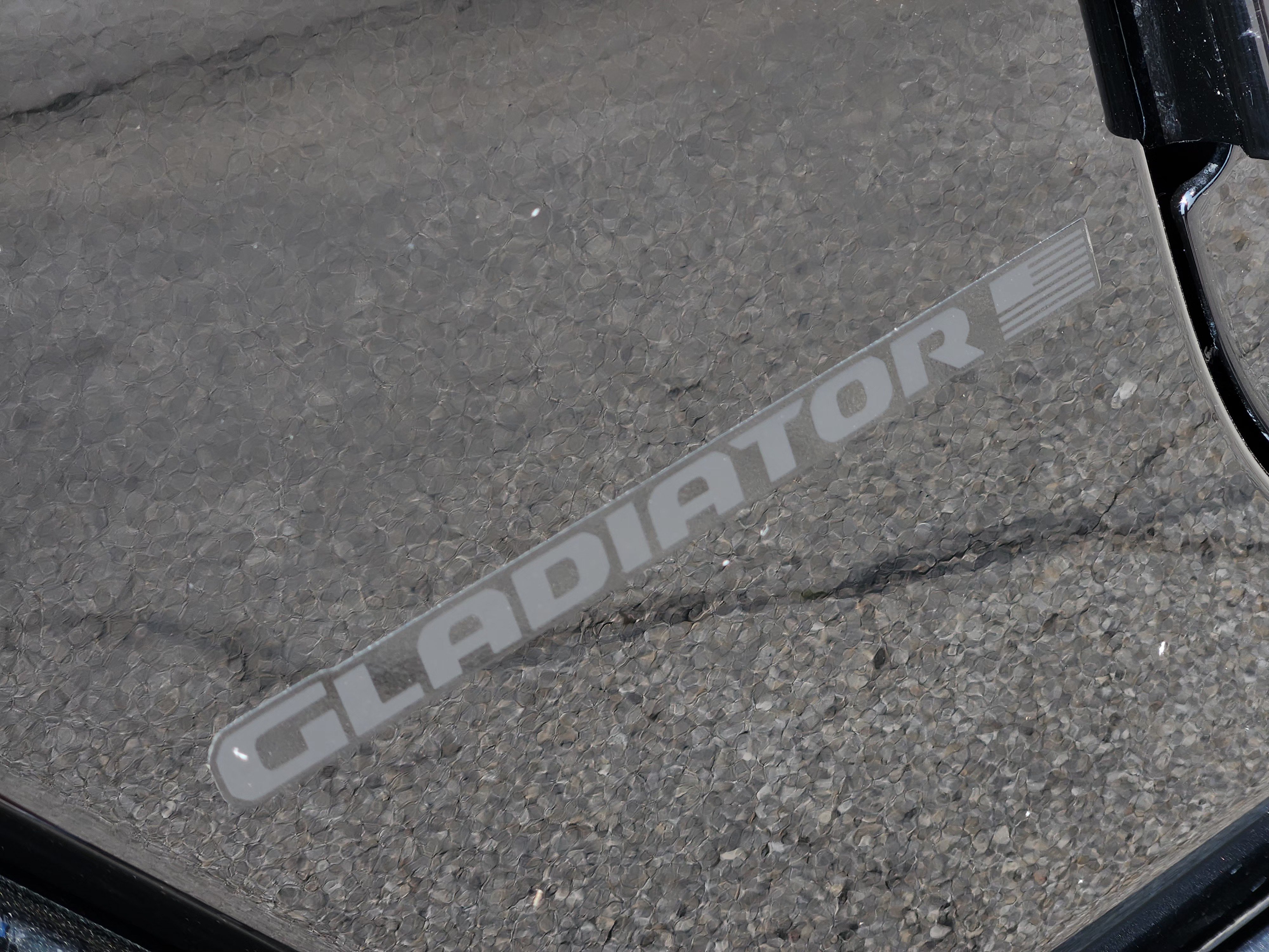 Used 2025 Jeep Gladiator Rubicon AWD/4WD image 12
