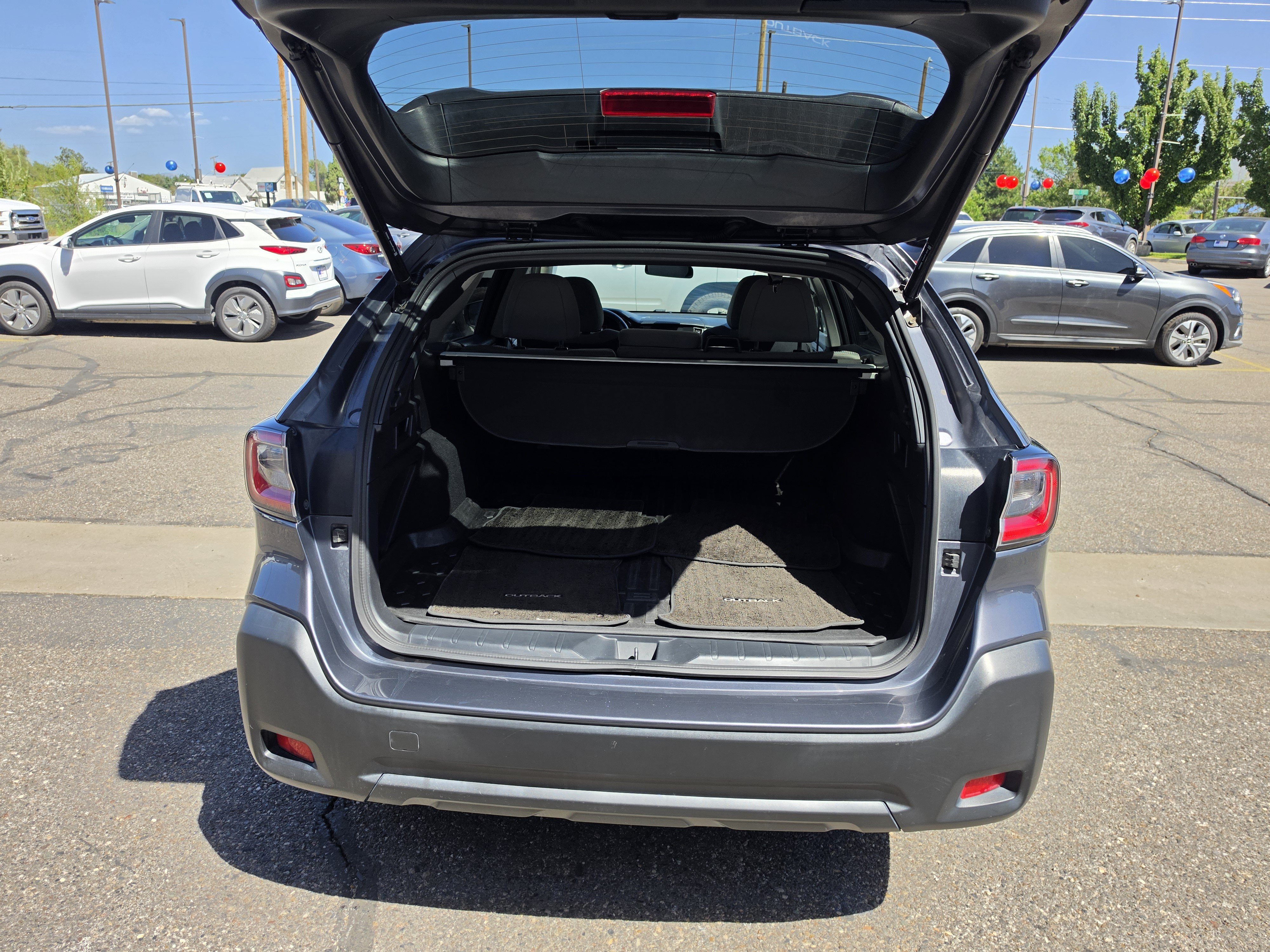 Used 2023 Subaru Outback Premium AWD/4WD image 21