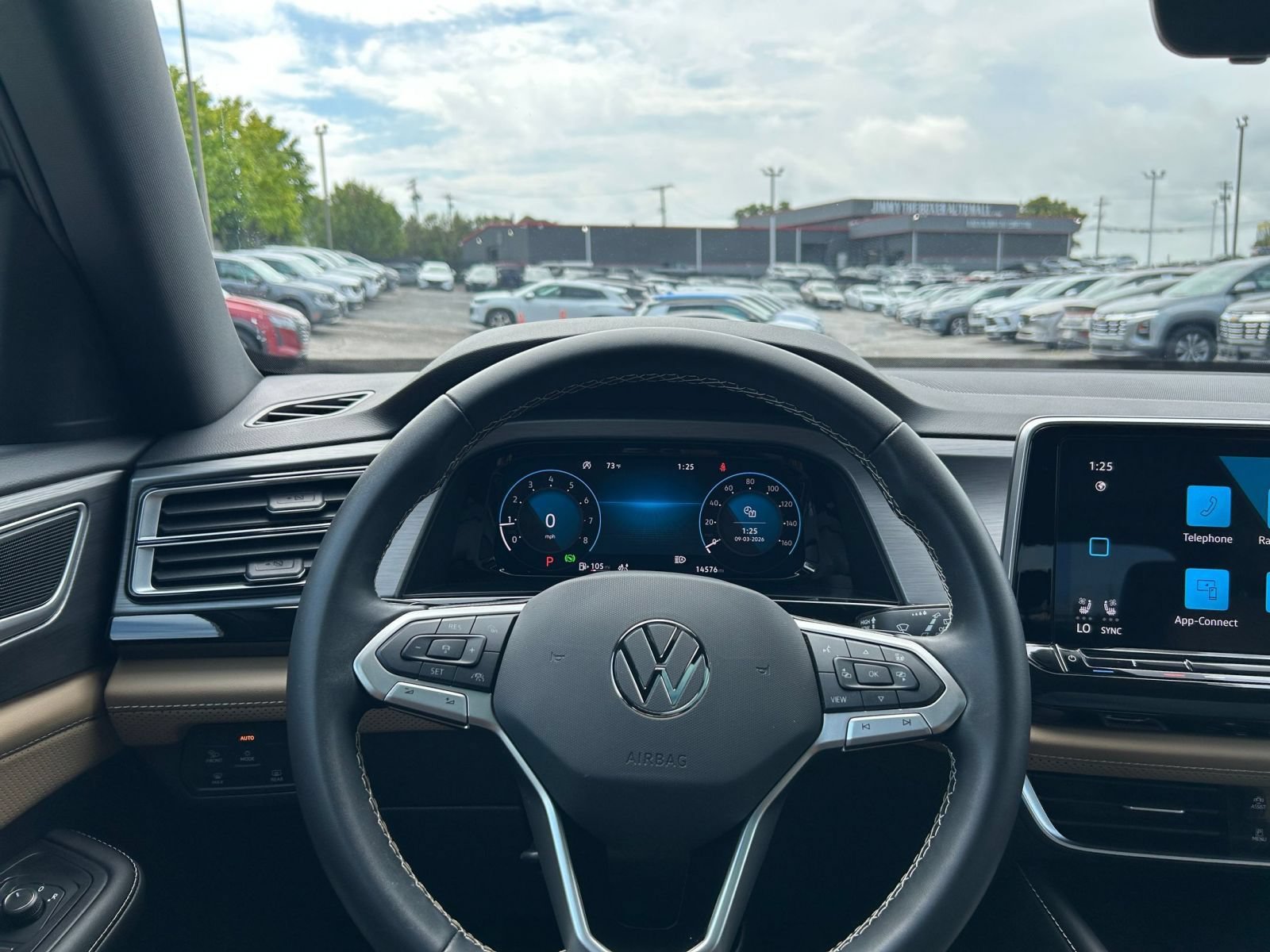 Used 2026 Volkswagen Atlas Cross Sport SE FWD image 30