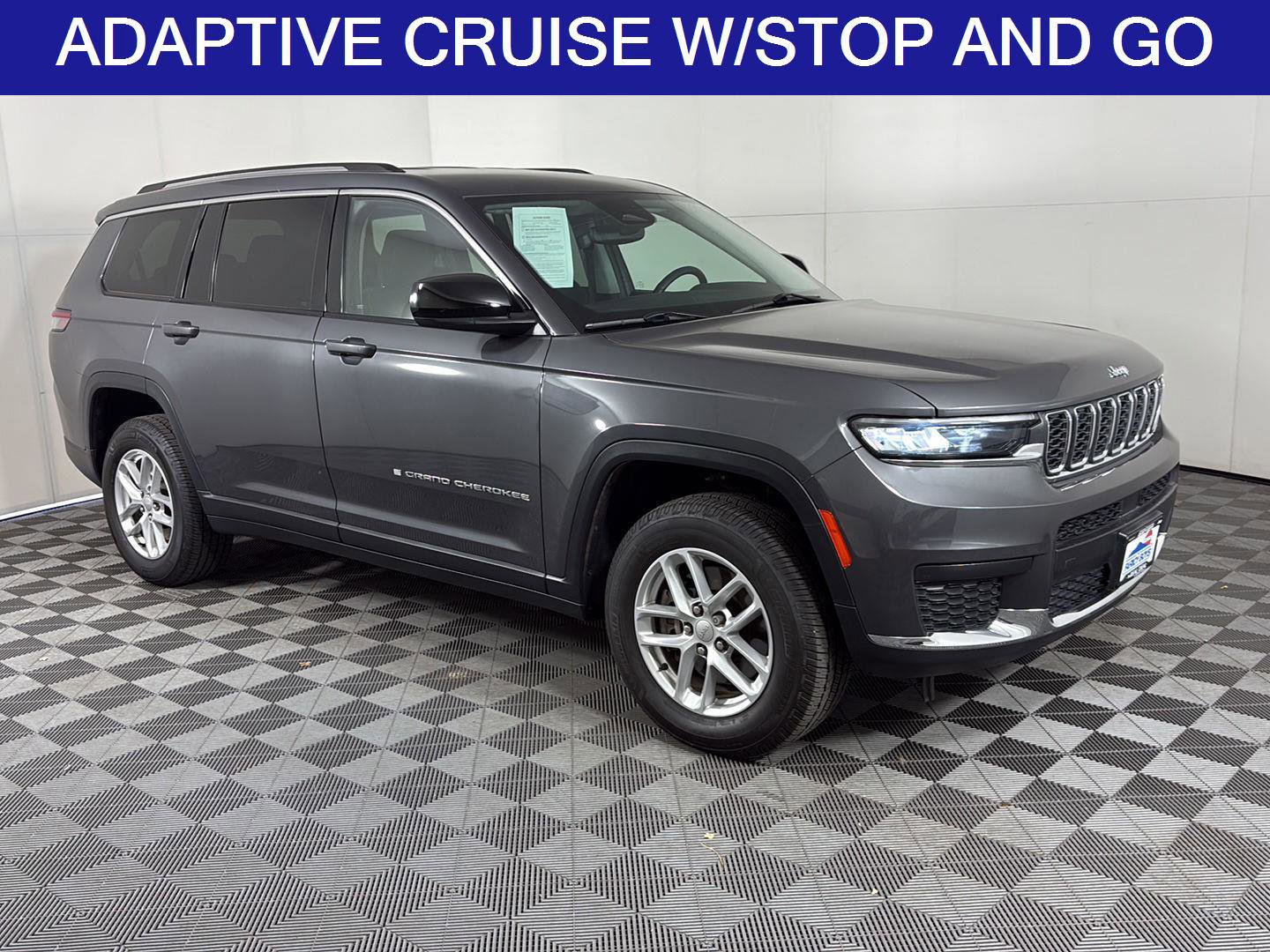 Used 2021 Jeep Grand Cherokee L Laredo w/ Luxury Tech Group I image 4