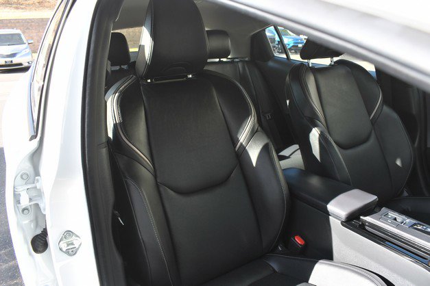 Certified 2024 Toyota Prius XLE image 26