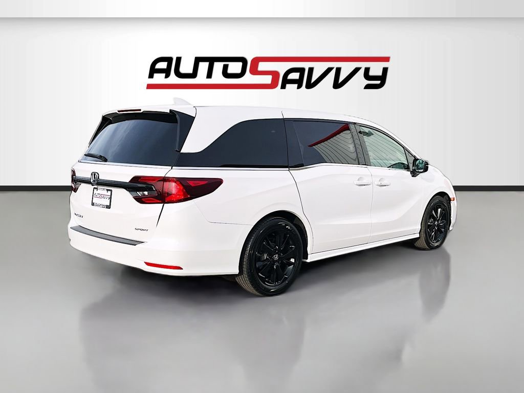 Used 2024 Honda Odyssey Sport image 7