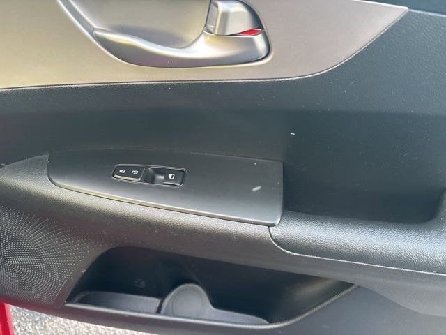 Used 2024 Kia Forte LXS image 38