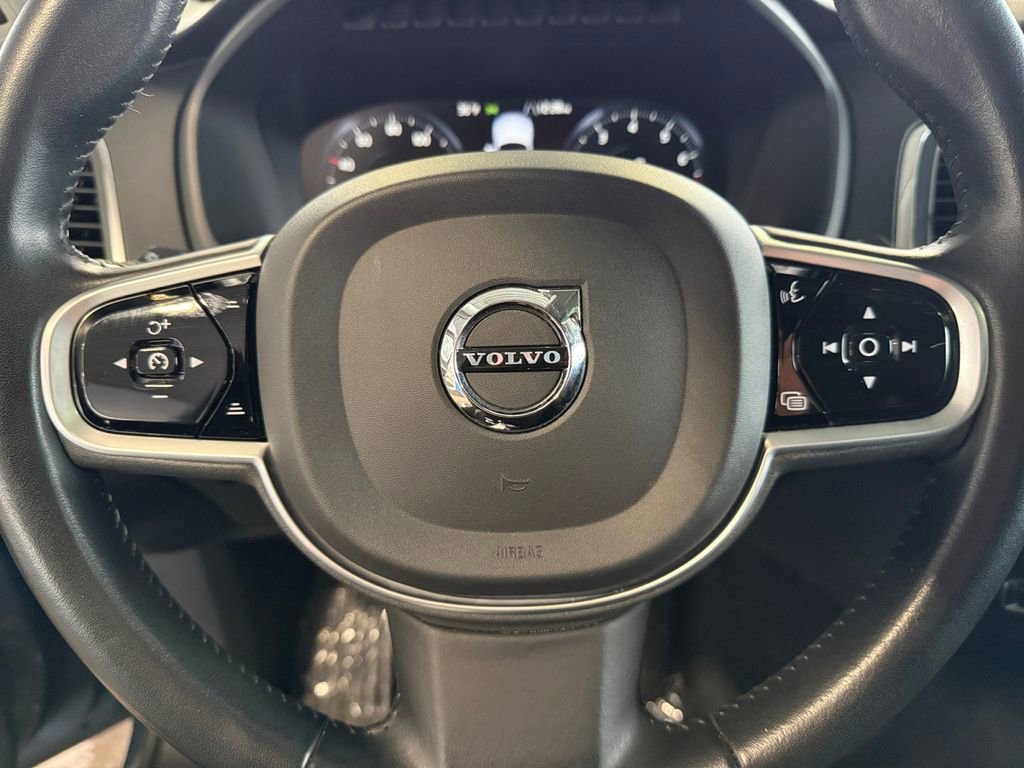 Used 2020 Volvo XC90 T6 Momentum image 21