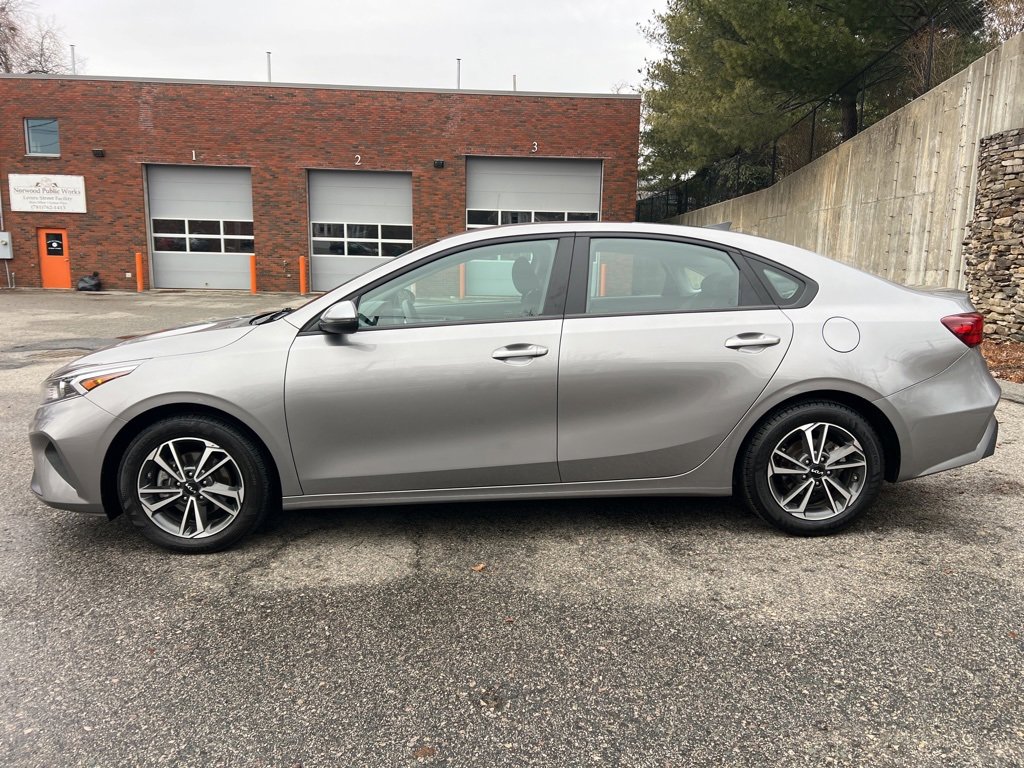 Certified 2023 Kia Forte LXS w/ LXS Technology Package image 2
