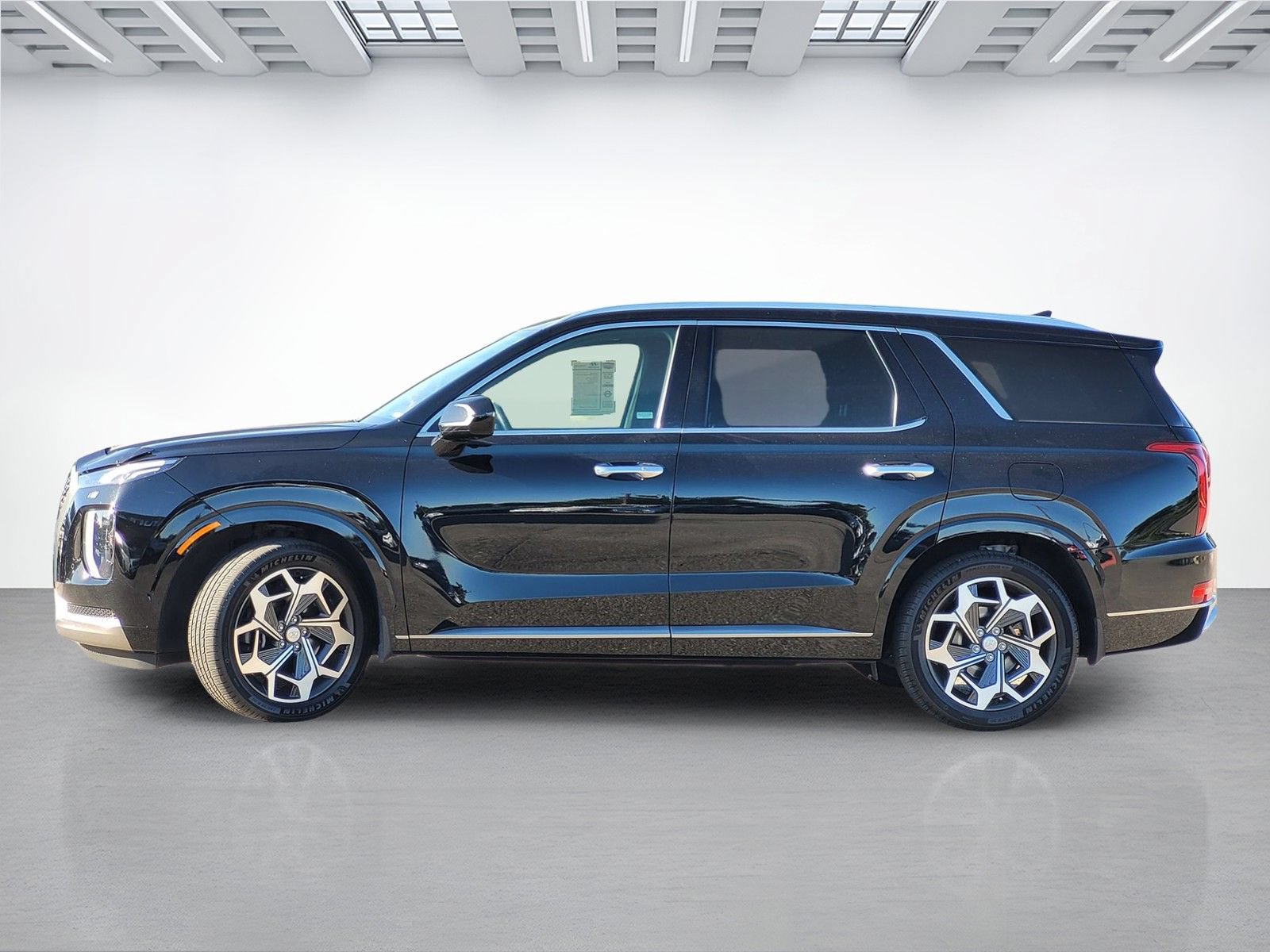 Used 2022 Hyundai Palisade Calligraphy w/ Winter Package FWD image 15