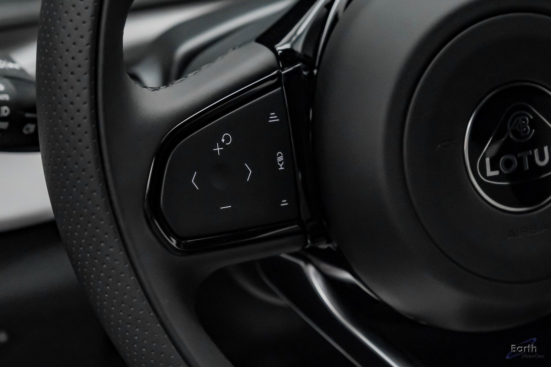 New 2026 Lotus Emira V6 SE Touring RWD image 52