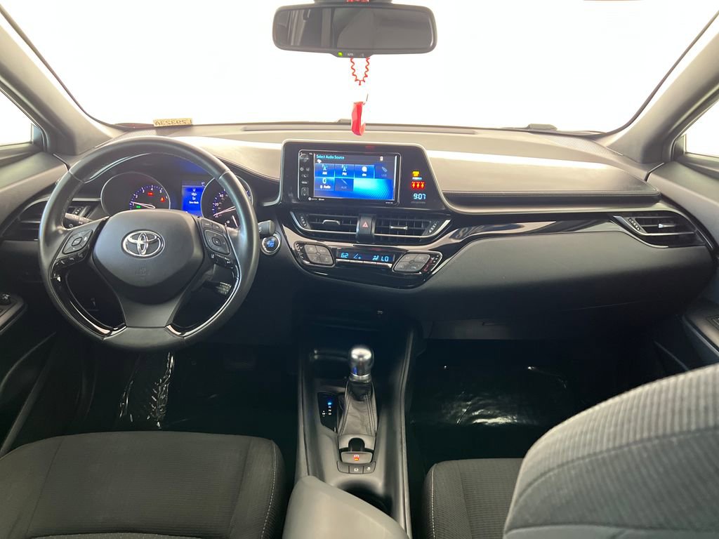 Used 2018 Toyota C-HR XLE image 14