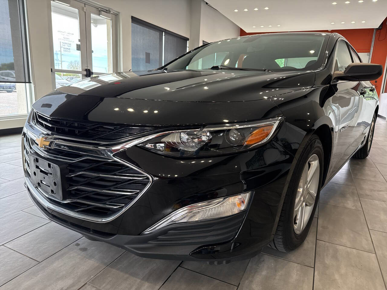Used 2019 Chevrolet Malibu LS image 3