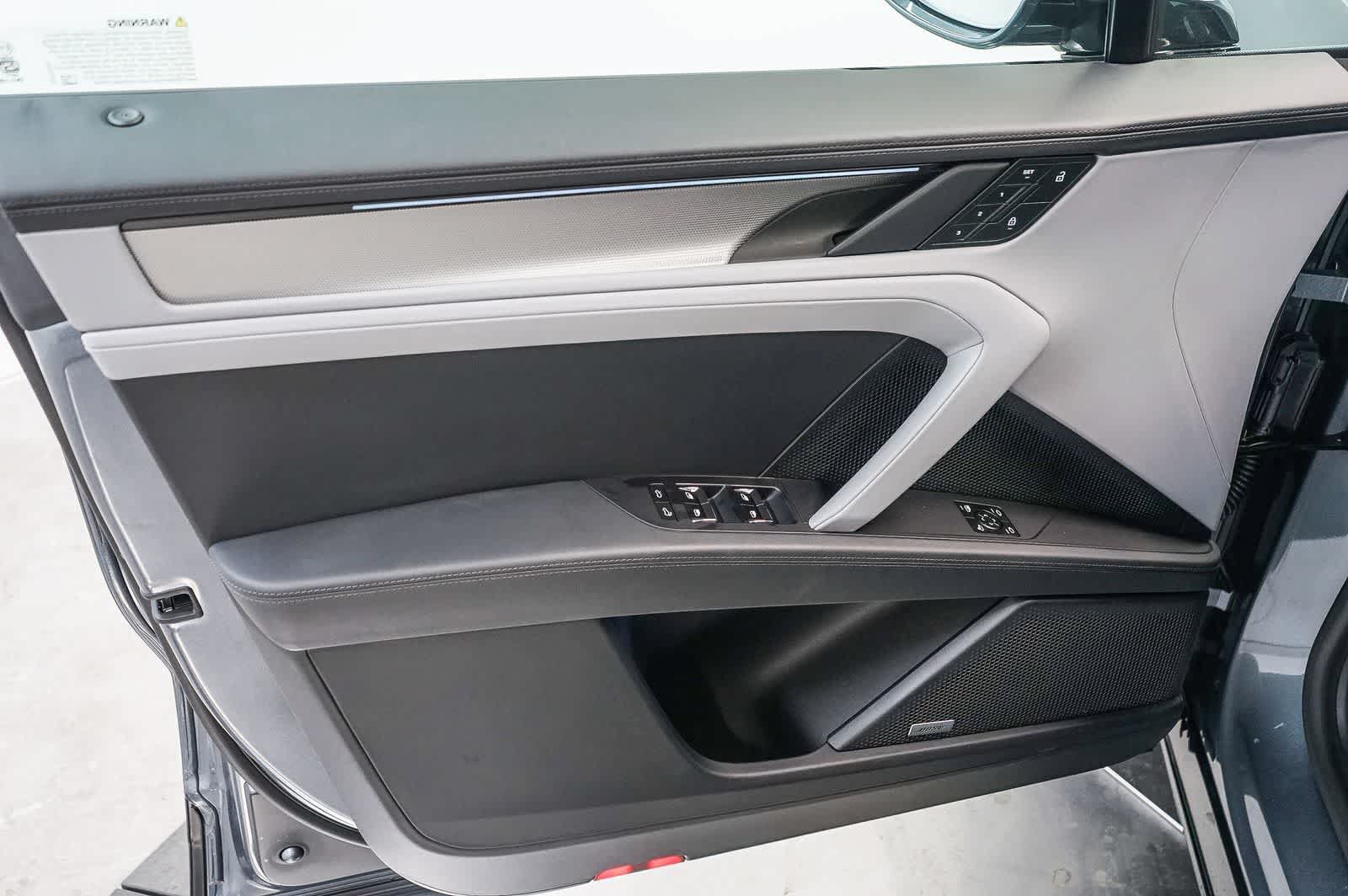 New 2026 Porsche Cayenne Electric Coupe AWD/4WD image 27