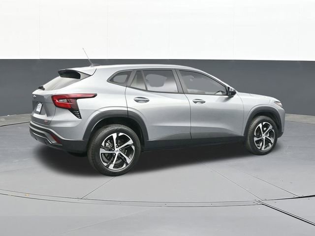 Used 2024 Chevrolet Trax RS w/ Driver Confidence Package image 15