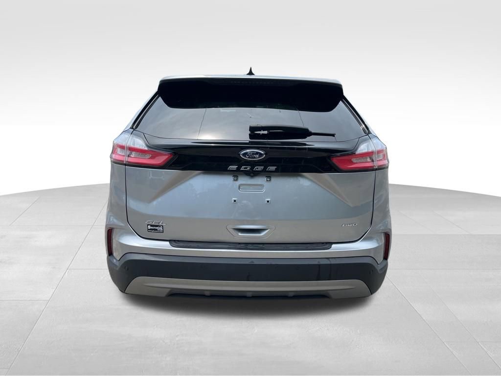 Used 2022 Ford Edge SEL AWD/4WD image 4