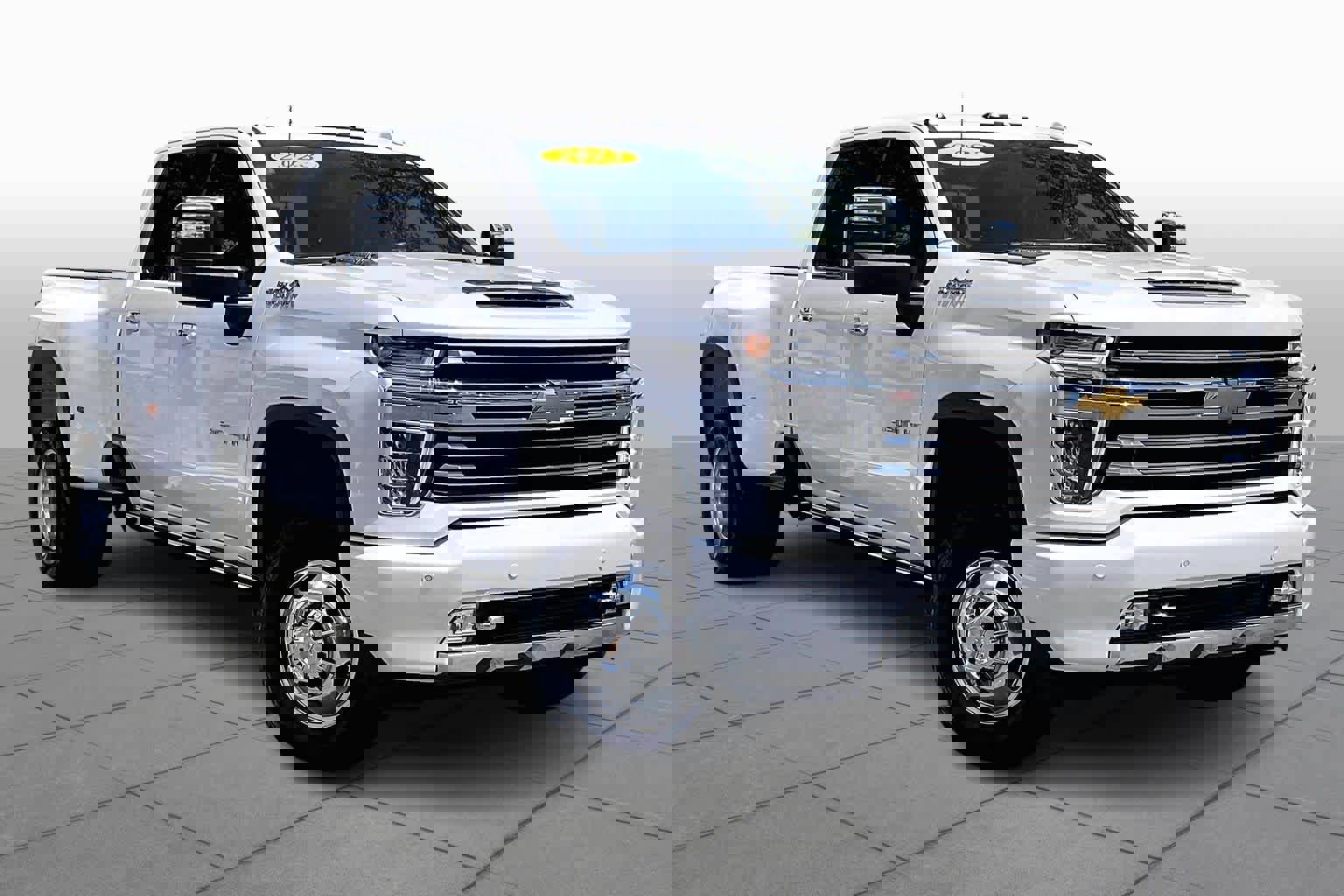 Used 2023 Chevrolet Silverado 3500 High Country image 3