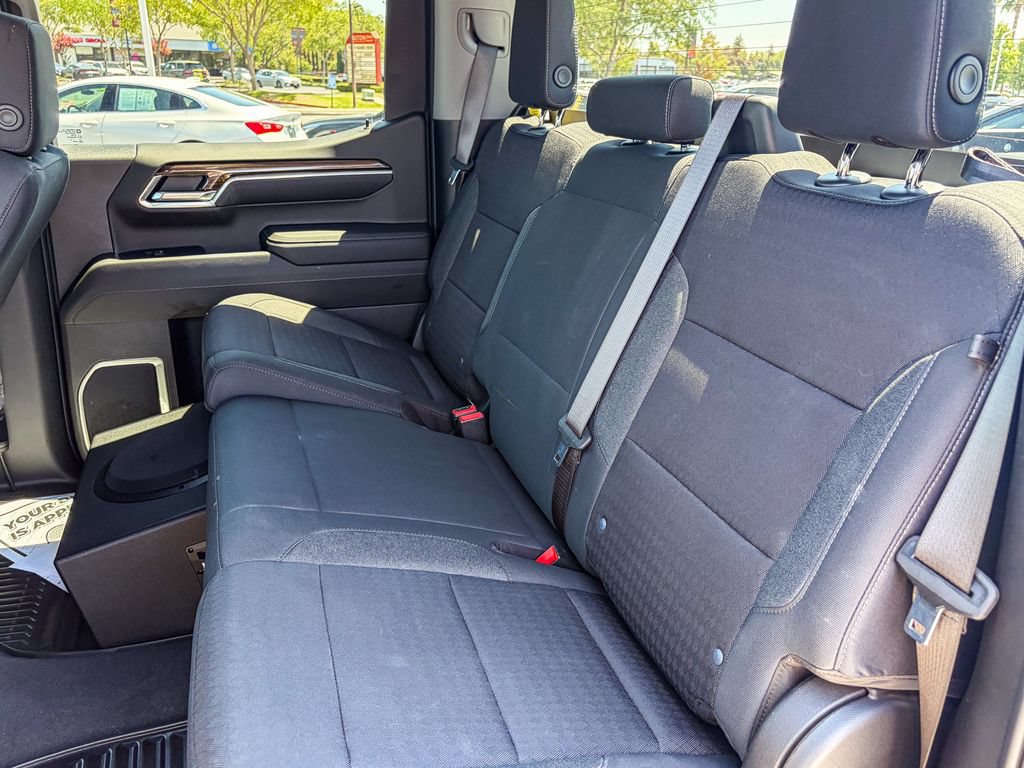 Used 2023 Chevrolet Silverado 1500 LT AWD/4WD image 38