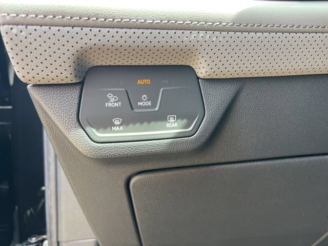 New 2026 Volkswagen Atlas Peak Edition AWD/4WD image 14