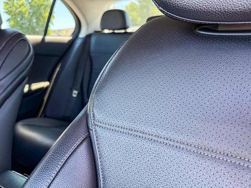 Used 2022 Mercedes-Benz C 300 Sedan image 22