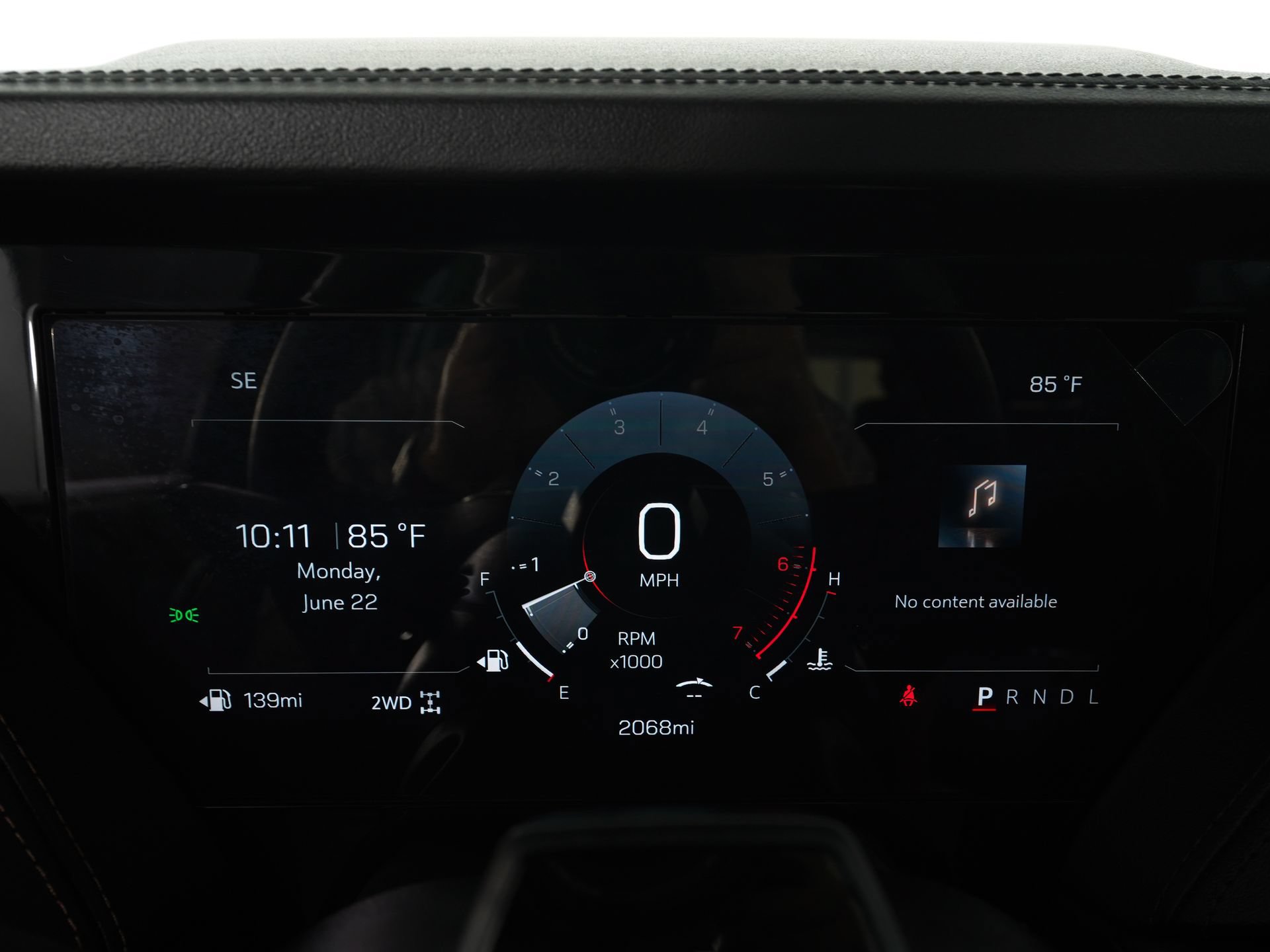Used 2026 GMC Yukon AT4 w/ AT4 Premium Plus Package AWD/4WD image 19