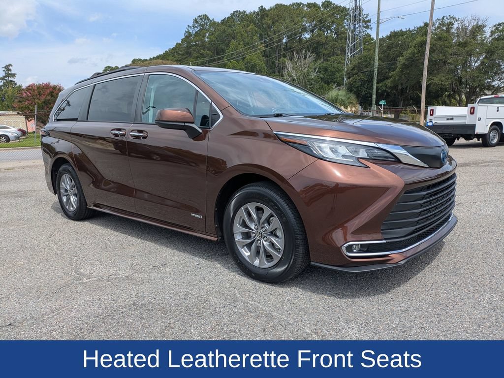Used 2021 Toyota Sienna XLE AWD/4WD video 2