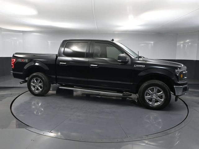 Used 2018 Ford F150 XLT w/ Equipment Group 302A Luxury AWD/4WD image 3