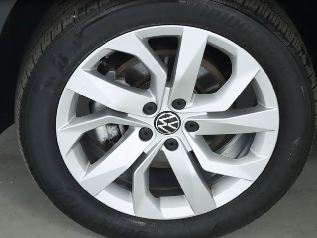 Certified 2023 Volkswagen Taos S image 38