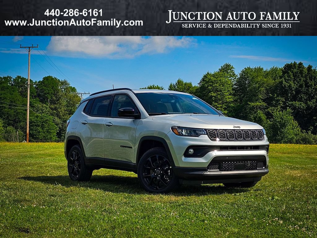 New 2026 Jeep Compass Latitude AWD/4WD image 1