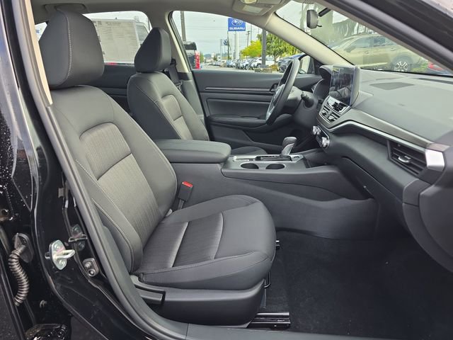 New 2026 Nissan Altima 2.5 SV w/ SV Special Edition Package AWD/4WD image 9