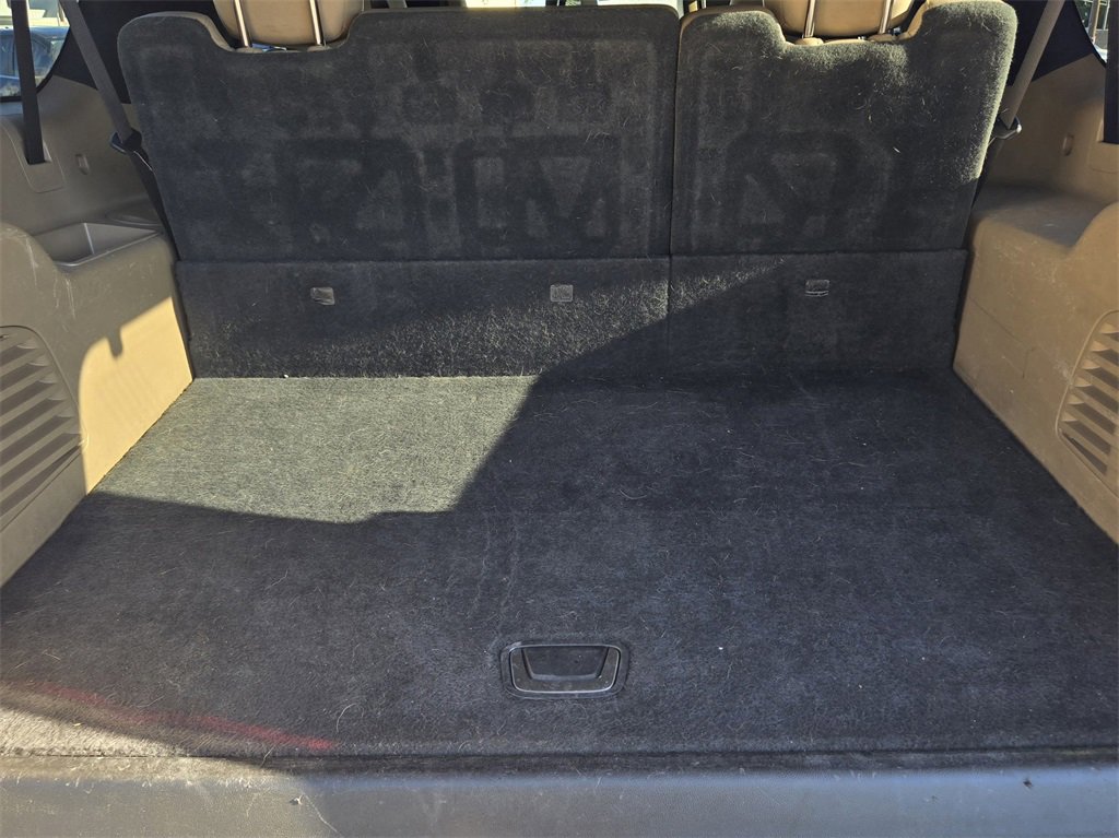 Used 2018 Cadillac Escalade ESV Platinum image 32