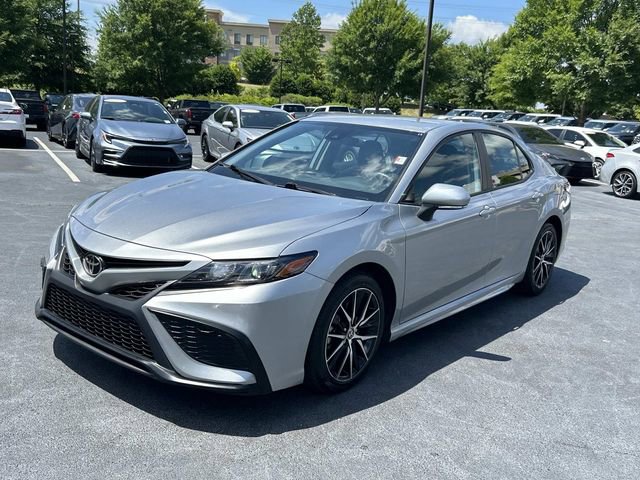 Used 2023 Toyota Camry SE FWD image 8