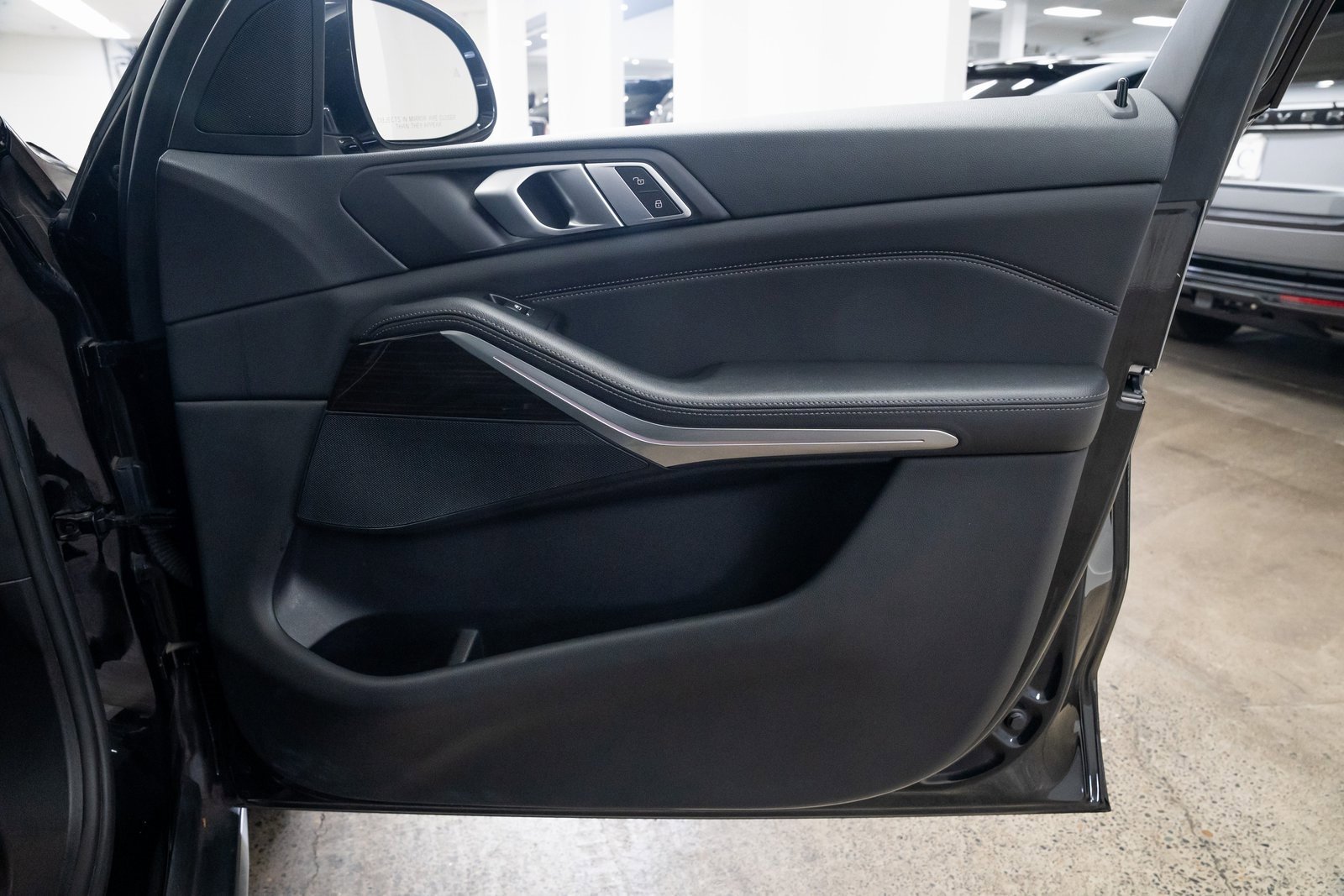 Used 2019 BMW X5 xDrive40i w/ Convenience Package image 24