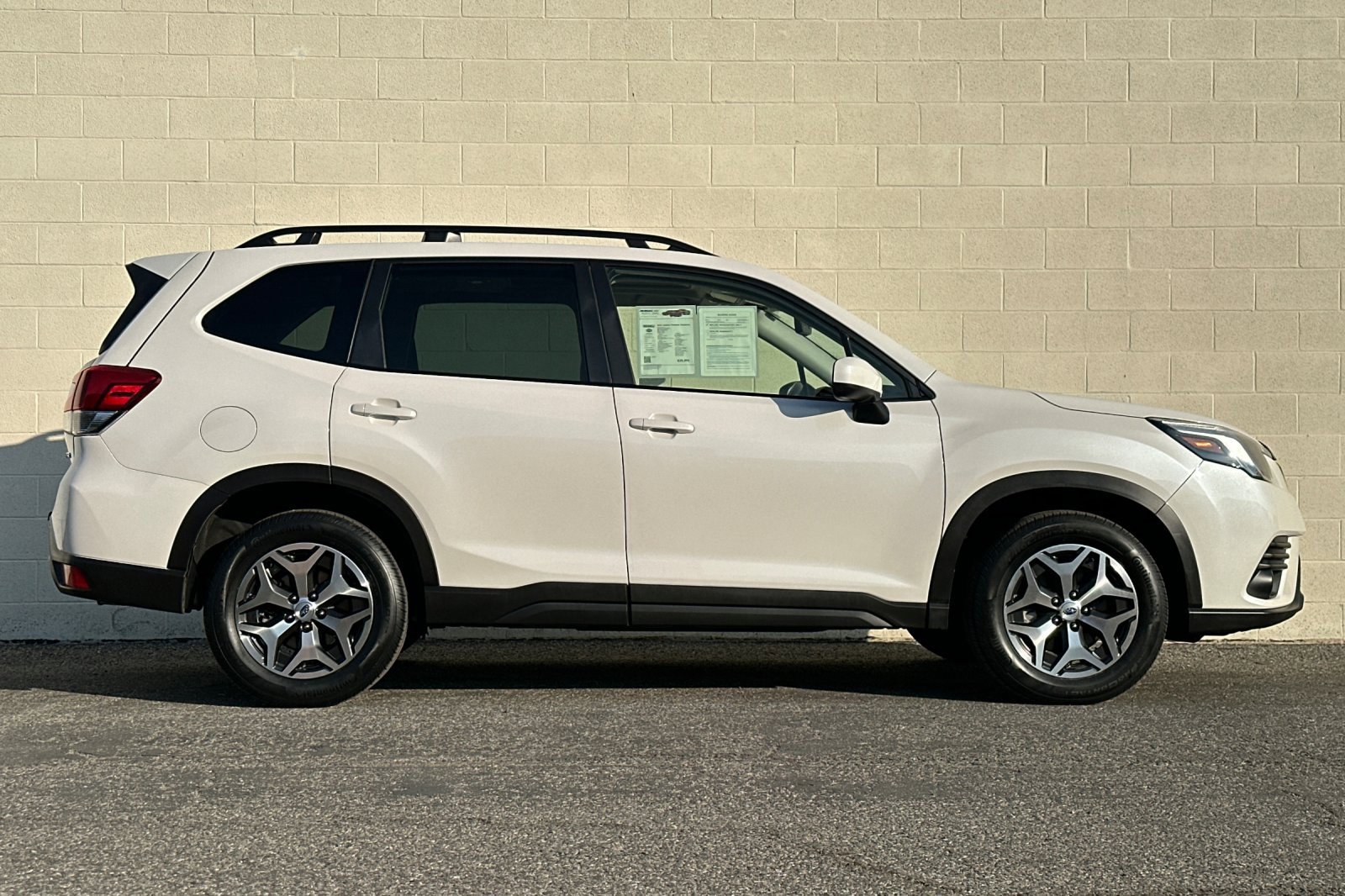 Used 2022 Subaru Forester Premium image 3