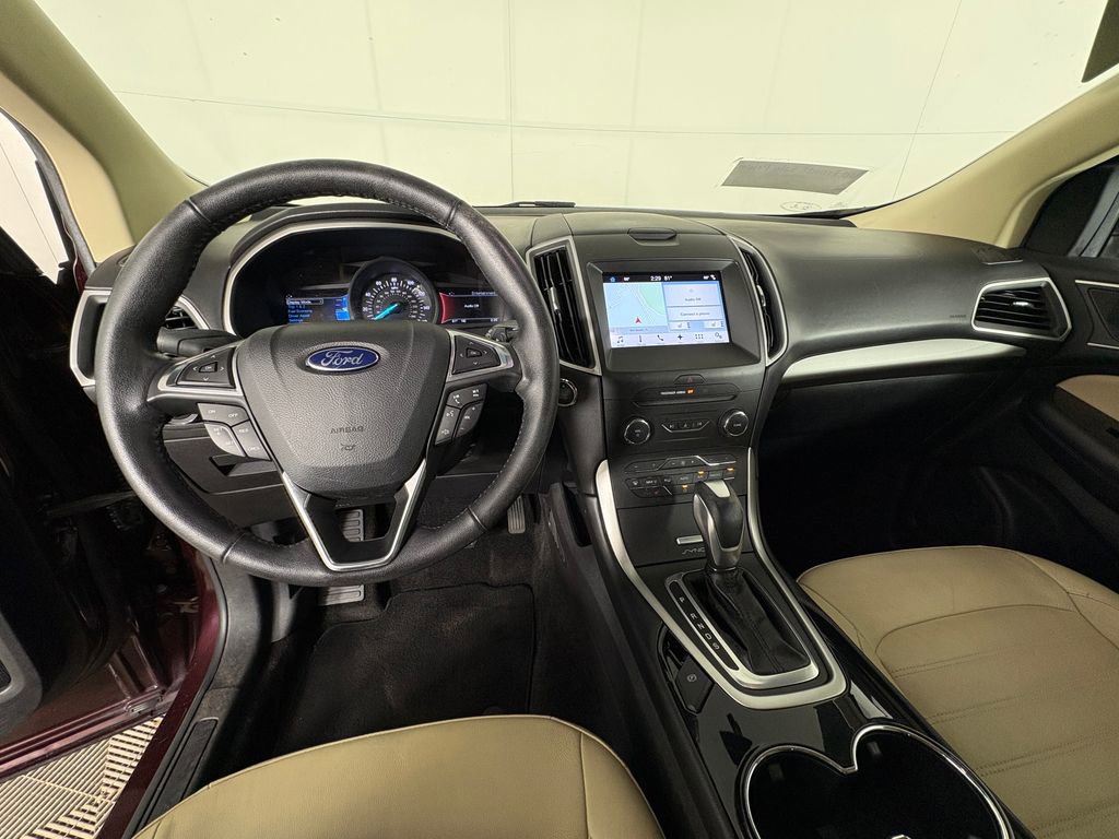 Certified 2017 Ford Edge SEL w/ Equipment Group 201A image 8