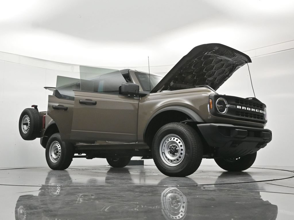 New 2026 Ford Bronco 4-Door AWD/4WD image 49