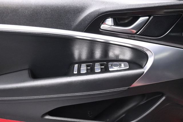 Used 2021 Genesis G70 2.0T RWD image 8