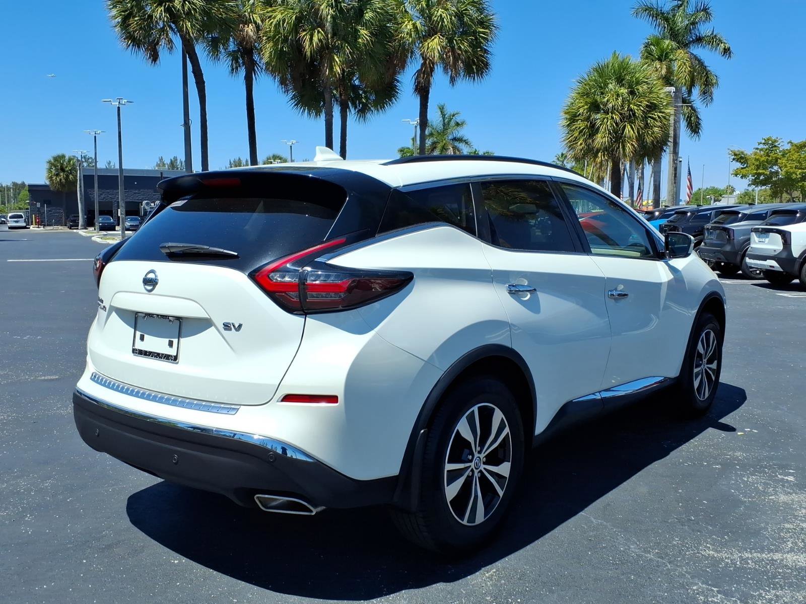 Used 2020 Nissan Murano SV image 14