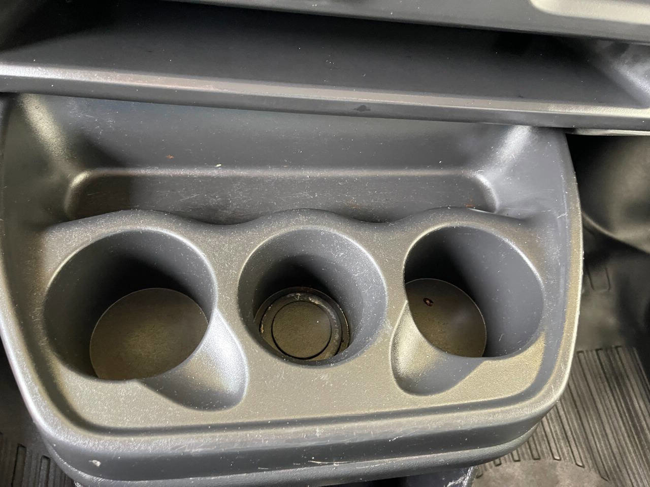 Used 2004 Chevrolet Express 1500 RWD image 24