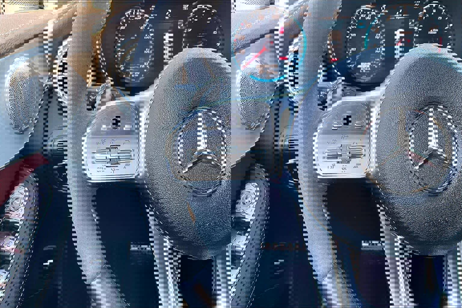 Used 2020 Mercedes-Benz GLC 43 AMG 4MATIC image 25