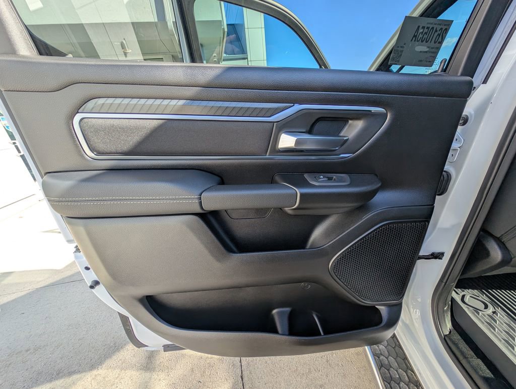 Used 2025 RAM 1500 Big Horn AWD/4WD image 46
