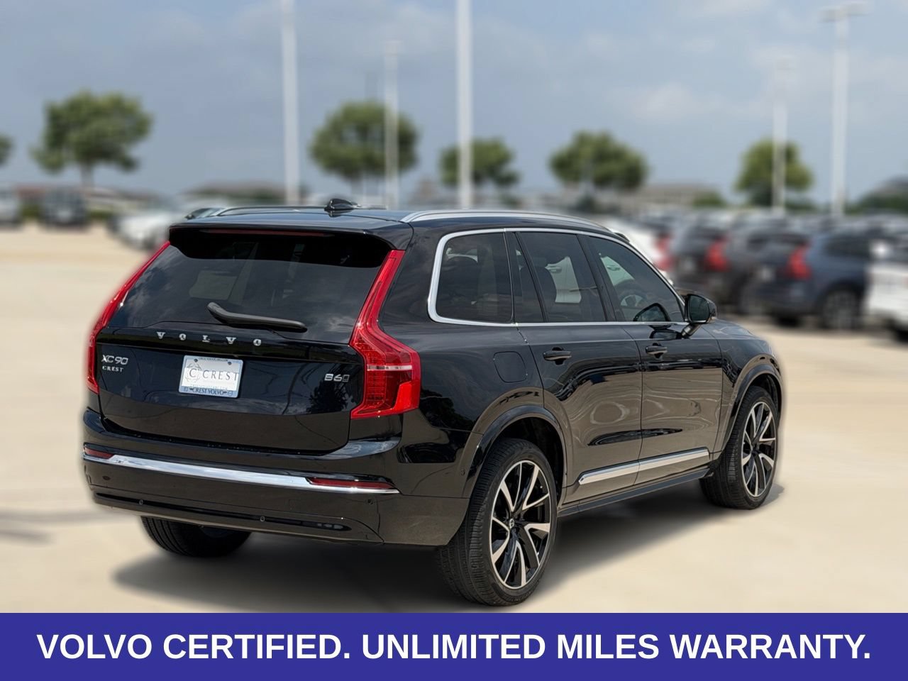Certified 2023 Volvo XC90 B6 Plus AWD/4WD image 8