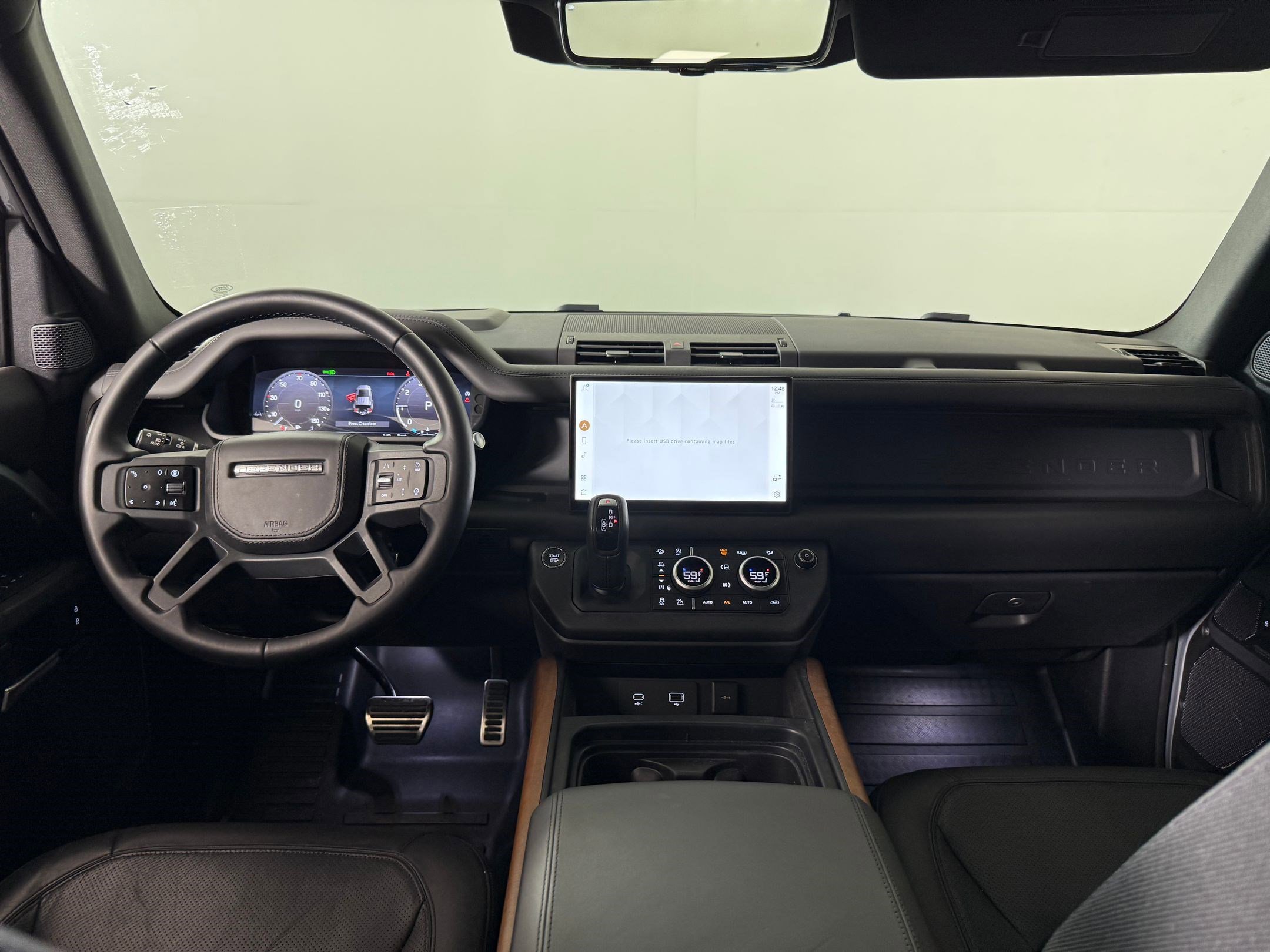 Used 2024 Land Rover Defender 110 X AWD/4WD image 16