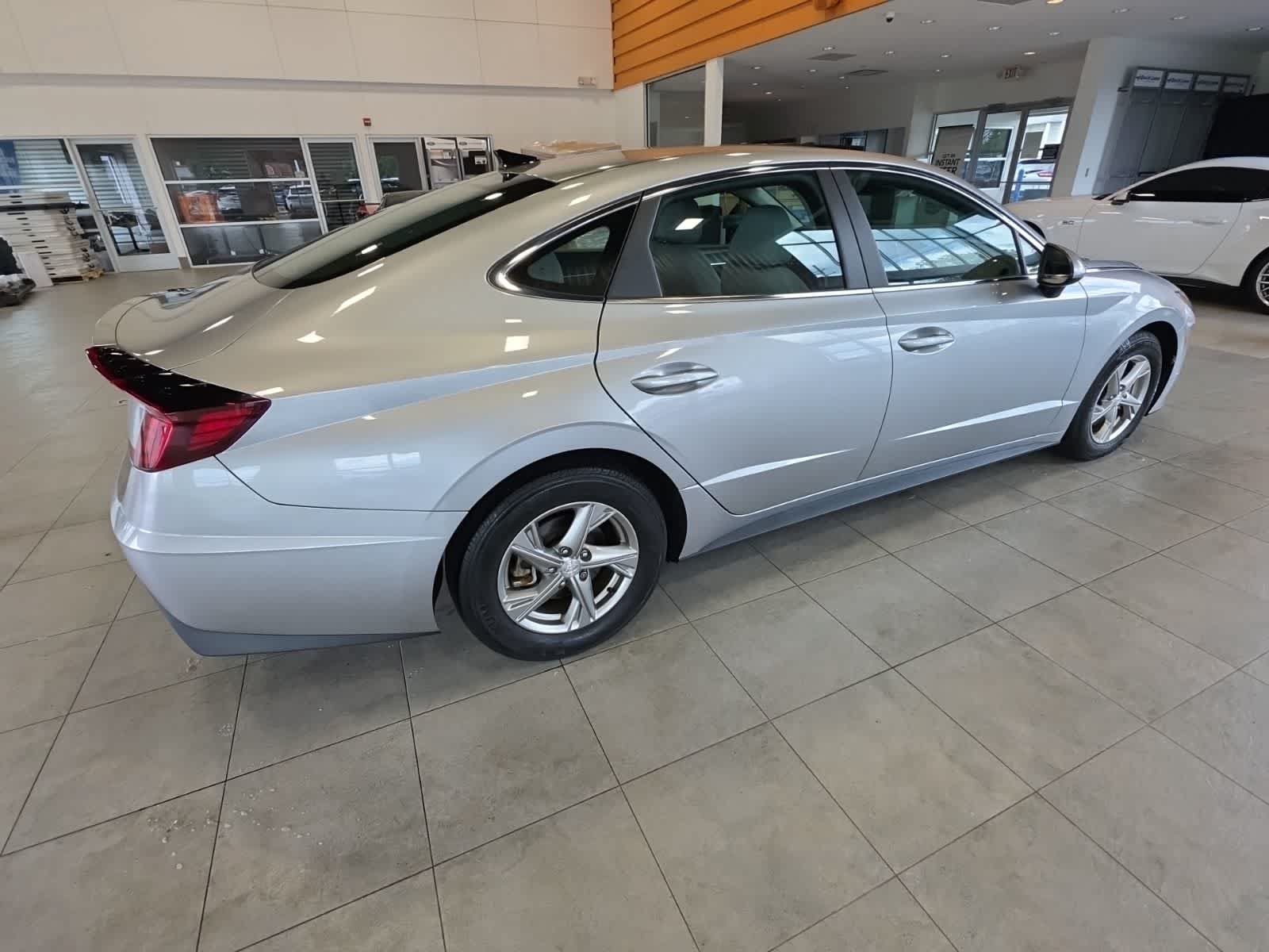 Used 2022 Hyundai Sonata SE FWD image 7