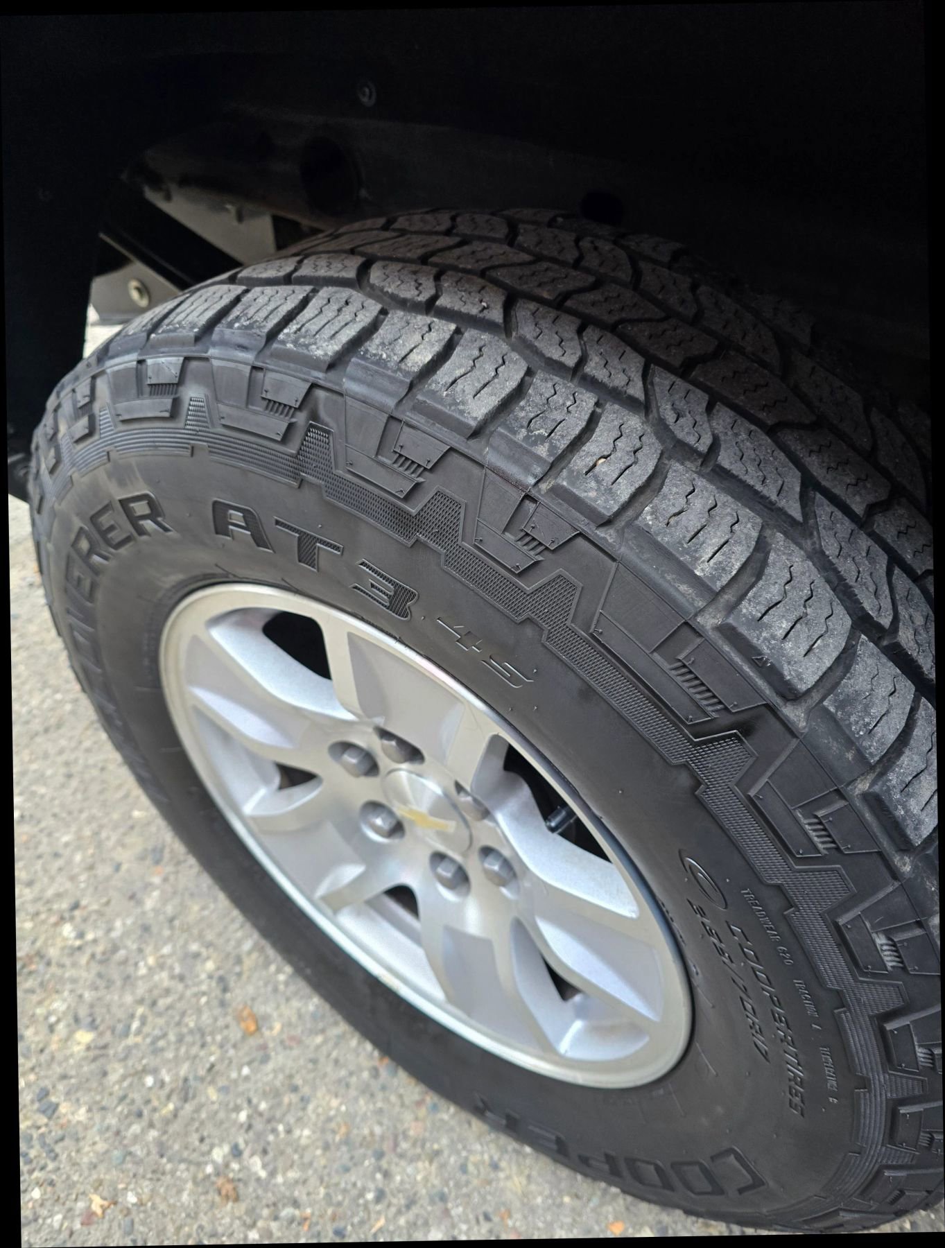 Used 2018 Chevrolet Silverado 1500 LT image 11