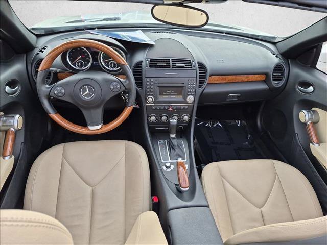Used 2010 Mercedes-Benz SLK 300 image 15