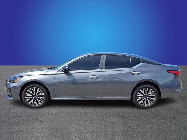 Used 2024 Nissan Altima 2.5 SV image 6