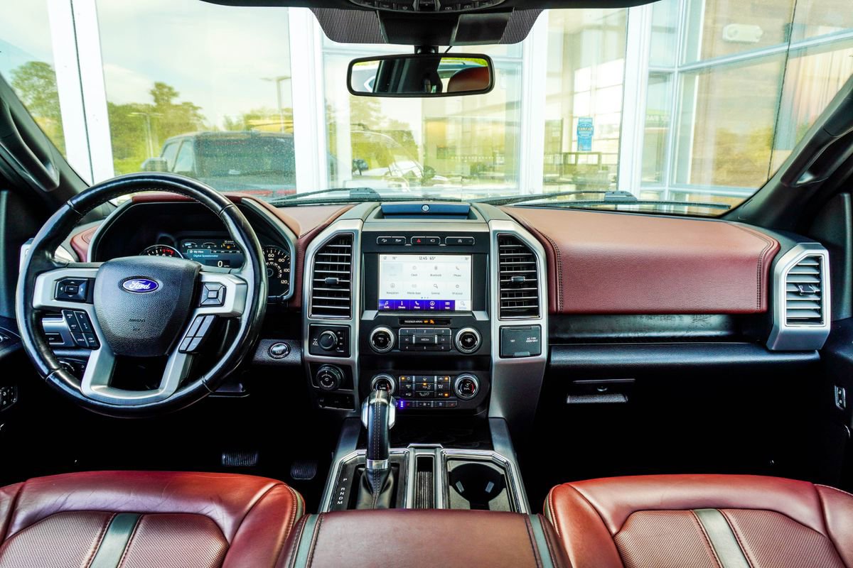 Used 2019 Ford F150 Platinum w/ Equipment Group 701A Luxury image 5